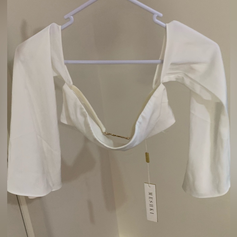 Meshki satin sleeve crop - Picture 2 of 3